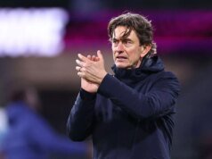 La junta directiva del Tottenham debe volverse a la vieja escuela y respaldar públicamente a Thomas Frank o reducir pérdidas