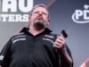 Los rivales de dardos Gary Anderson y James Wade ‘no se llevan bien’ pero unidos en la fila de Luke Littler