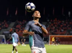 “Pertenezco a una de las familias más ricas del mundo, con una fortuna de 22.000 millones de libras; pocos saben que jugué en el Chelsea”