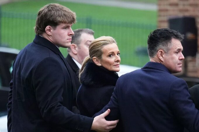 0_Terry-Yorath-funeral.jpg