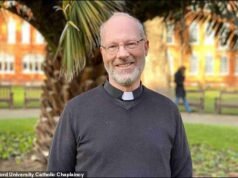 A un sacerdote de la Universidad de Oxford se le pide que renuncie tras acusaciones de acoso y mala conducta