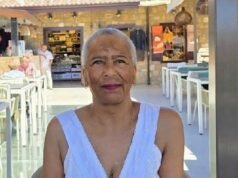 Seiscientas characters enfermaron de salmonella después de arrival raspaduras de cerdo contaminadas de Mr Porky, mientras que la empresa de patatas fritas debe pagar a las víctimas una indemnización de 300 000 libras esterlinas.