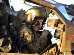 Meghan Markle publica fotografías del príncipe Harry sirviendo en Afganistán en crítica directa al insulto de Donald Trump de que las tropas británicas se escondieron del peligro.