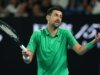 La reacción de Novak Djokovic lo dice todo tras evitar por poco la descalificación del Abierto de Australia