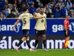 El técnico del Barcelona, Hansi Flick, insinúa la titularidad de Ronald Araujo ante el Real Oviedo