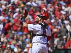 Yadier Molina se reincorpora a los Cardenales como directivo