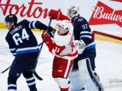 Los Red Wings aprovechan la racha de puntos para enfrentarse a los Jets