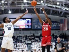 Wisconsin entierra a Penn State temprano para lograr su quinta victoria consecutiva