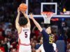 Brayden Burries y el No. 1 de Arizona derrotan a West Virginia en una victoria de 35 puntos