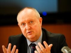 El jefe de policía del Reino Unido responde a Gianni Infantino después de que los fanáticos del fútbol británico se burlaran