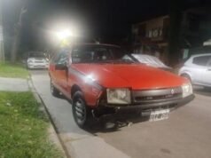 Violento episodio en City Bell: chocó un auto estacionado, golpeó al dueño y terminó detenido