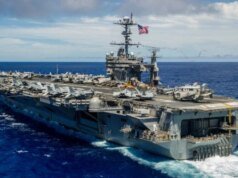 Trump dice que Irán quiere negociar después de que Estados Unidos despliega su flota de combate en Medio Oriente