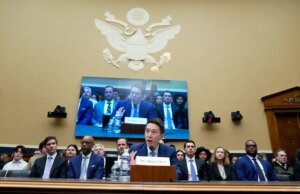 ¿Quién controla la plataforma estadounidense de TikTok según el nuevo acuerdo?