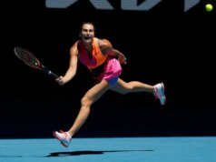 Alcaraz brilla en el partido número 100 de Grand Slam mientras Sabalenka y Gauff tartamudean