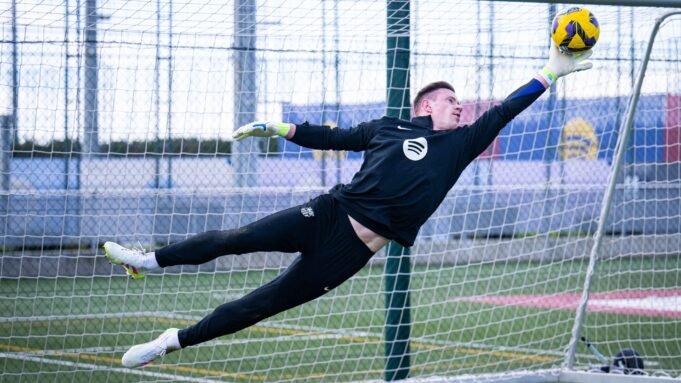 Ter-Stegen-training.jpg