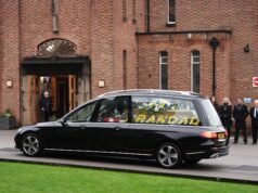 Ian Rush entre los grandes del fútbol en el funeral de la leyenda de Gales Terry Yorath