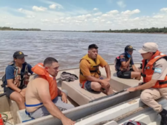 Dos hermanos platenses en moto de agua salvaron a una familia en Punta del Este tras el vuelco de su lancha