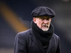 Ian Holloway, furioso, critica a los ‘cobardes’ de la FA en una perorata de tres minutos: ‘Absolutamente repugnante’