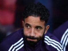 Ian Wright critica a Rubén Amorim por el trato dado a la estrella del Manchester United: “¡Es vergonzoso!”