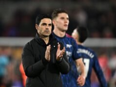 El Arsenal debería tomar el punto y correr tras el error del árbitro John Brooks en Brentford.