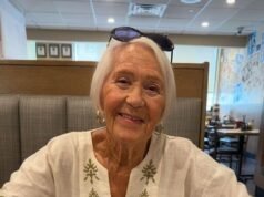 Un ciclista adolescente que conduce una bicicleta eléctrica por exceso de velocidad y está drogado admite haber matado a su bisabuela, de 86 años, mientras caminaba sobre el paso de cebra