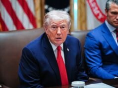 Trump amenaza a Irán con represalias “MAYORES” que su atrevido ataque a Venezuela que derrocó a Maduro del poder… mientras le dice al mundo que “vea qué pasa”