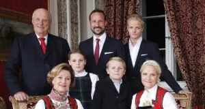 El plebeyo británico que podría derrocar la monarquía de Noruega: el secreto de un donante de esperma podría amenazar con descarrilar al futuro rey, ya asediado por las conexiones de su esposa con Epstein y el juicio por violación de su hijastro.