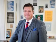 Las vacaciones escolares deberían posponerse y las vacaciones de verano deberían cambiarse, dice el jefe de Ofsted