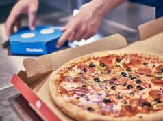 El consejo dirigido por los laboristas es criticado por gastar más de £6.000 en comida para llevar, cafés y entregas de alimentos.