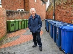 La ciudad turística podría multar a los residentes que dejen sus contenedores afuera porque arruinan las fotos de Instagram de los recién llegados.
