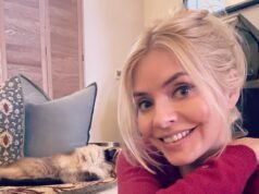 Holly Willoughby dice que se siente “eternamente agradecida” mientras reflexiona sobre su 45 cumpleaños mientras disfruta de una copa de vino y resuelve un rompecabezas.