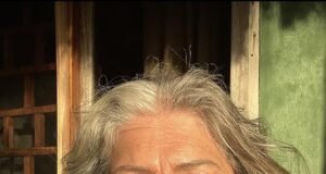 El sonido de mi cráneo rompiéndose en las fauces del oso pardo me perseguirá para siempre … pero lo que vino después fue realmente inimaginable.