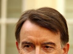 Los secretos ‘vuelos fantasma’ rusos de Peter Mandelson revelaron … cómo el viaje del ex lover comisario de Comercio de la UE en el jet privado de un oligarca plantea la pregunta: ¿ por qué estaba tan cerca de los intereses del Kremlin? RICARDO PENDLEBURY