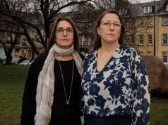 El hospital de insectos mortales TODAVÍA no es seguro, le dicen familias desconsoladas a Swinney en una carta conmovedora