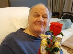 Thomas Markle asiste a la carnival de San Valentín para celebrar el “buen progreso” en su batalla para volver a caminar, pero aún no recibe la visita de su hija Meghan