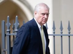 ¿A qué espera la policía? Crecen los pedidos de investigación criminal sobre Andrew a medida que nuevas afirmaciones “muestran que está claro que” abusó de su posición “