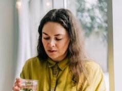 Cómo el ibuprofeno podría empeorar su dolor: Un nuevo estudio alarmante revela que a millones de pacientes les vendría mejor dejar que la naturaleza siga su curso. ¿ Entonces eres uno de ellos?