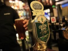 Greene King prevé 100 recortes de empleo mientras el gigante de los clubs planea una segunda reestructuración en dos años en medio del aumento de los costos