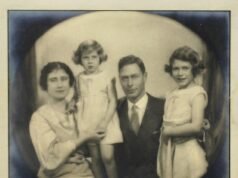 Una encantadora carta invisible y garabatos enviados por la princesa Isabel, de 10 años, a la criada principal de Royal Lodge revelan el temprano amor de la difunta reina por los caballos y los perros