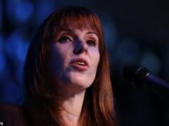 Las empresas se prepararon cuando la primera ola de la revolución por los derechos de los trabajadores de Angela Rayner las golpea HOY con más poder entregado a los sindicatos.