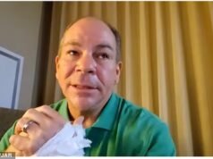 El buen samaritano recuerda el momento desgarrador en el que se enfrentó a un padre trans que abrió fuego converse su familia en un partido de hockey