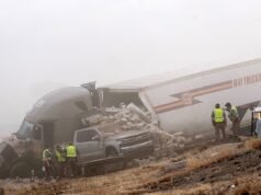Al menos cinco muertos y decenas de heridos en un horroroso accidente de 30 vehículos en una autopista de Colorado provocado por una tormenta de apagón