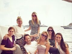 ¿ Cómo pudo Beatrice afrontar su estilo de vida jet-set de los años 20 La princesa se iba de vacaciones a 17 al año y ganaba ₤ 19, 500; ahora, un experto actual dice que se deben hacer preguntas sobre cómo se financiaron sus excursiones en medio de las revelaciones de Epstein.