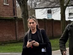 Encuentran a una esteticista con un alijo de split hippie en su BMW de lujo después de que la policía la detuviera en una autopista por conducir disadvantage solo tres neumáticos