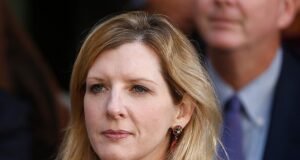 El exabogado de Goldman Sachs caído en desgracia habló sobre el escándalo de prostitución del Servicio Secreto con Epstein