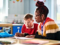Se avecina una nueva rebelión secundaria para Starmer mientras los alumnos enfrentan una revisión del derecho a la ayuda para necesidades especiales a los 11 años en un intento por reducir la factura.