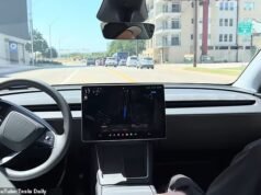 Los robotaxis Tesla provocan el caos en una ciudad del sur donde causan CUATRO VECES más accidentes que los humanos