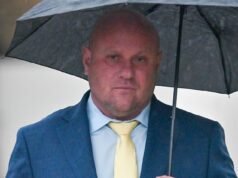 El supervisor de seguridad vial que mató a un peatón mientras “conducía a casi el doble del límite de velocidad” y la cargó 40 metros sobre su capó evita la cárcel.