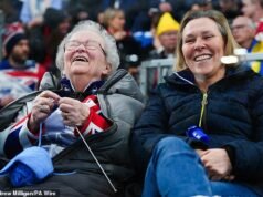 ¡ Teje uno, riza uno! Cobertura basic alegre de la abuela de las estrellas olímpicas