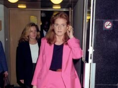 El asesino en el centro de jardinería: la ex lover tocadora de Fergie, Jane Andrews, panorama dando vueltas con un sombrero disadvantage pompón … mientras el nuevo drama de ITV revela cómo asesinó a su novio con un bate de cricket en un ataque de celos.